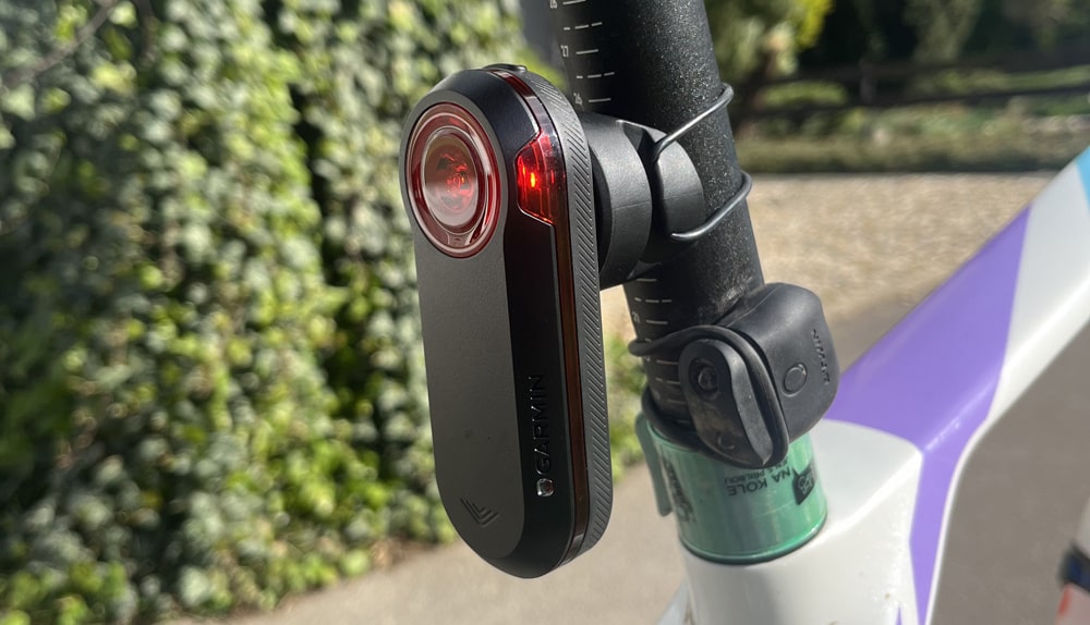 Zadní světlo Garmin Varia RTL 515 na kole